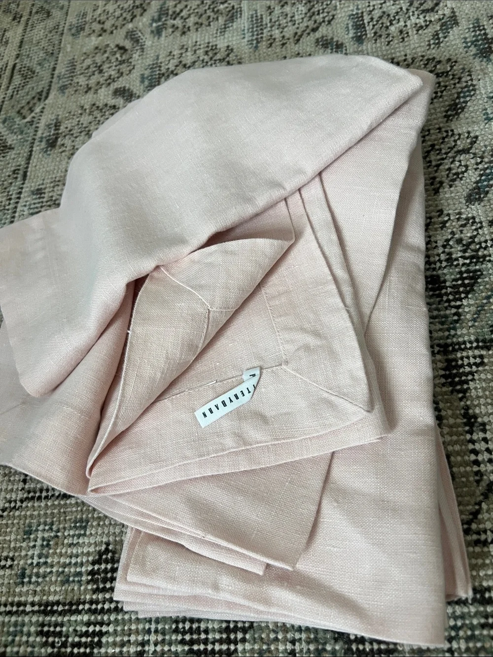 Pottery barn linen napkins pink lovely! 6  excellent